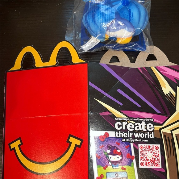 2024 Yu-Gi-Oh X Hello Kitty and Friends TUXEDOSAM x OBELISK THE TORMENTOR NWT - Picture 4 of 5